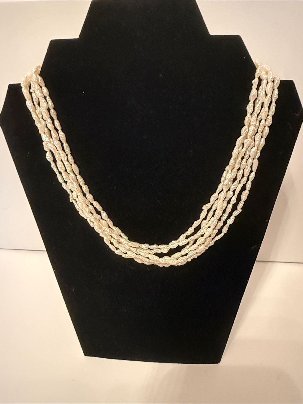 VINTAGE NECKLACE FRESHWATER PEARLS WHITE RICE MULTI STRAND GOLDTONE CLASP 16.5”